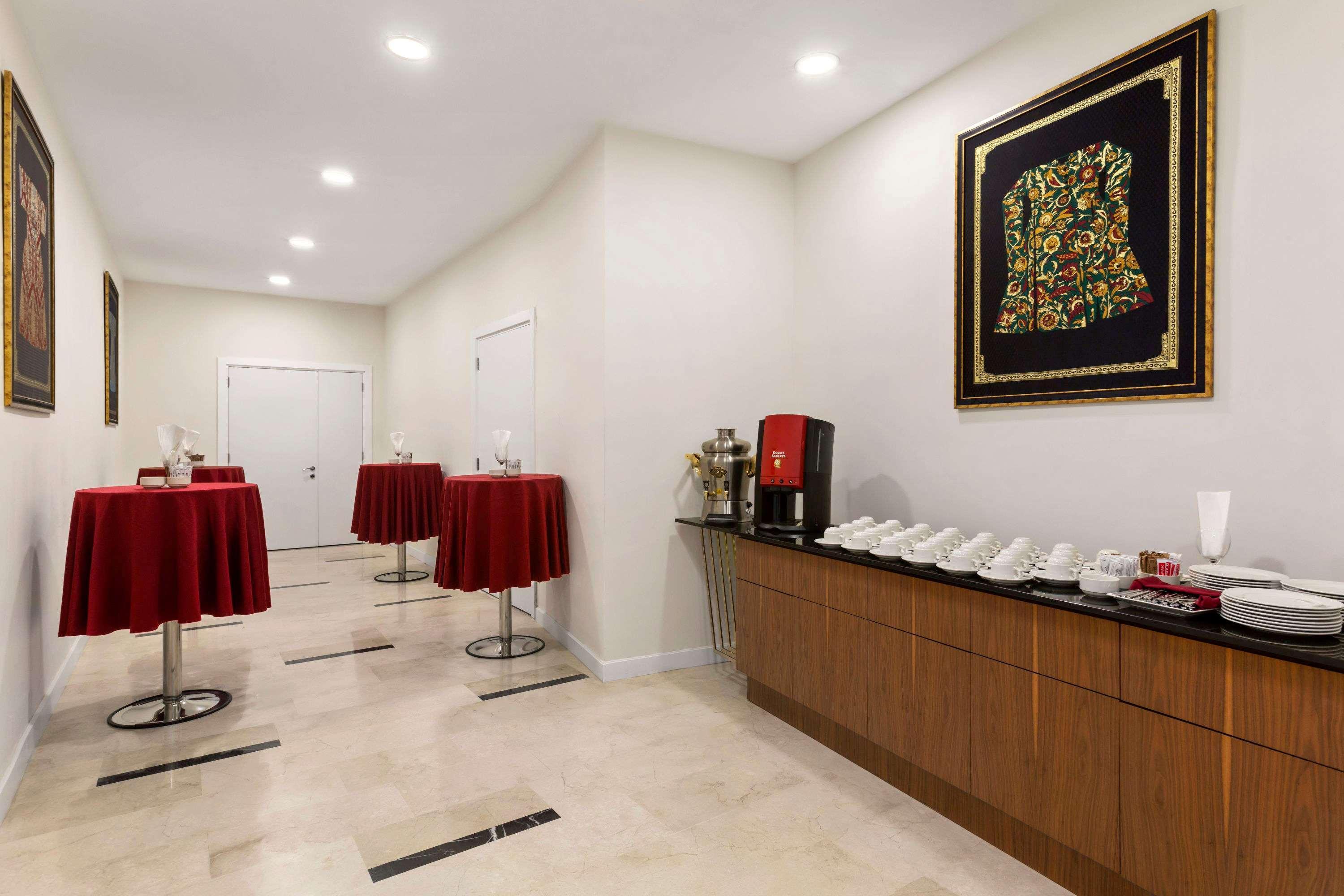 Ramada Encore Istanbul Kartal Luaran gambar