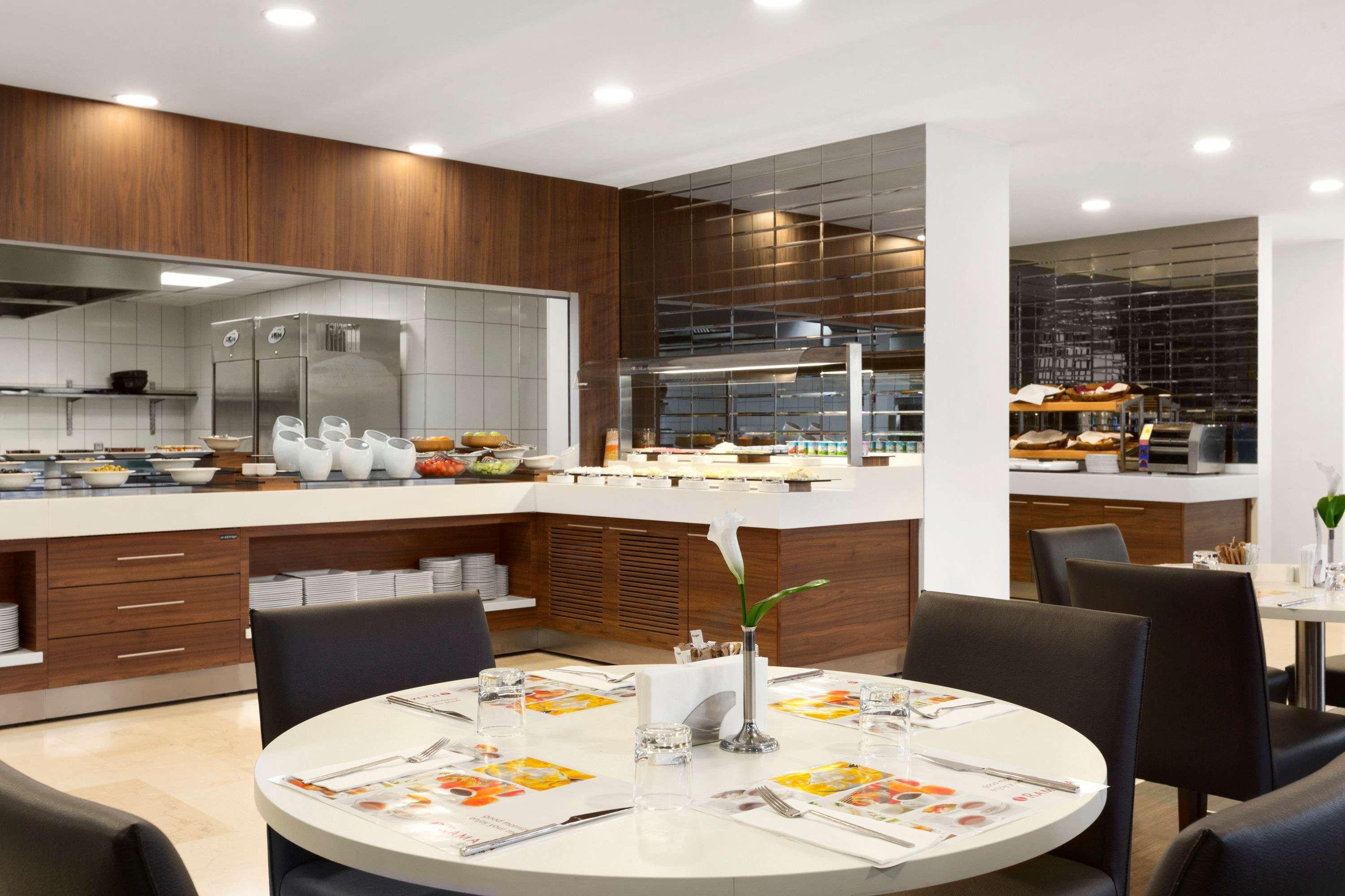 Ramada Encore Istanbul Kartal Luaran gambar
