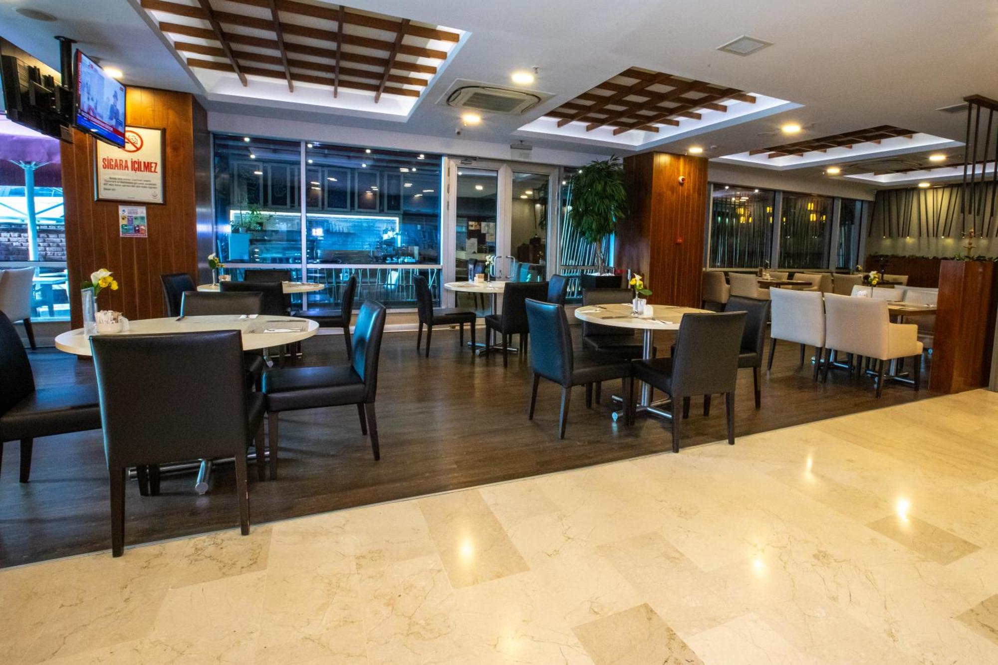 Ramada Encore Istanbul Kartal Luaran gambar