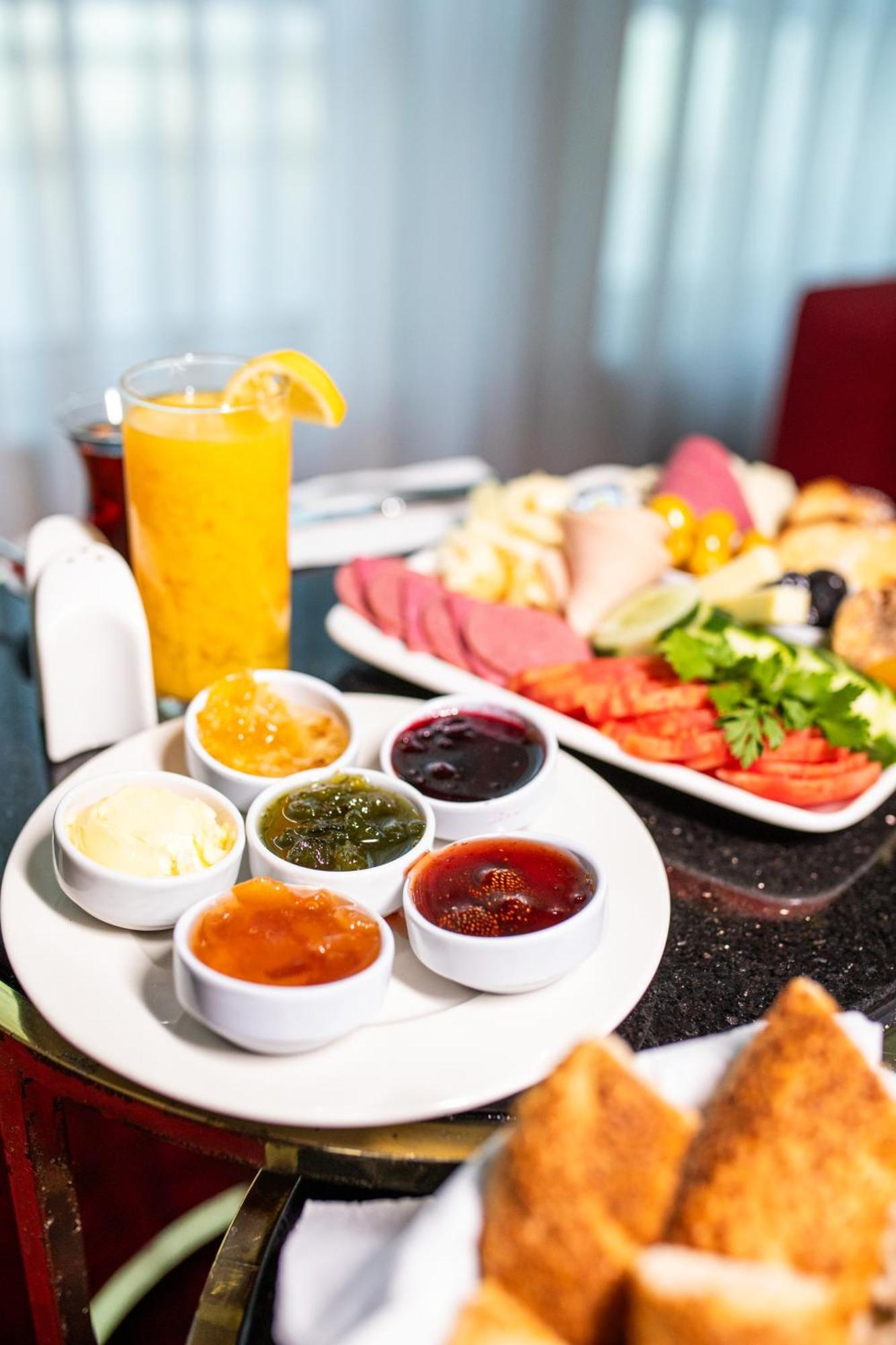 Ramada Encore Istanbul Kartal Luaran gambar