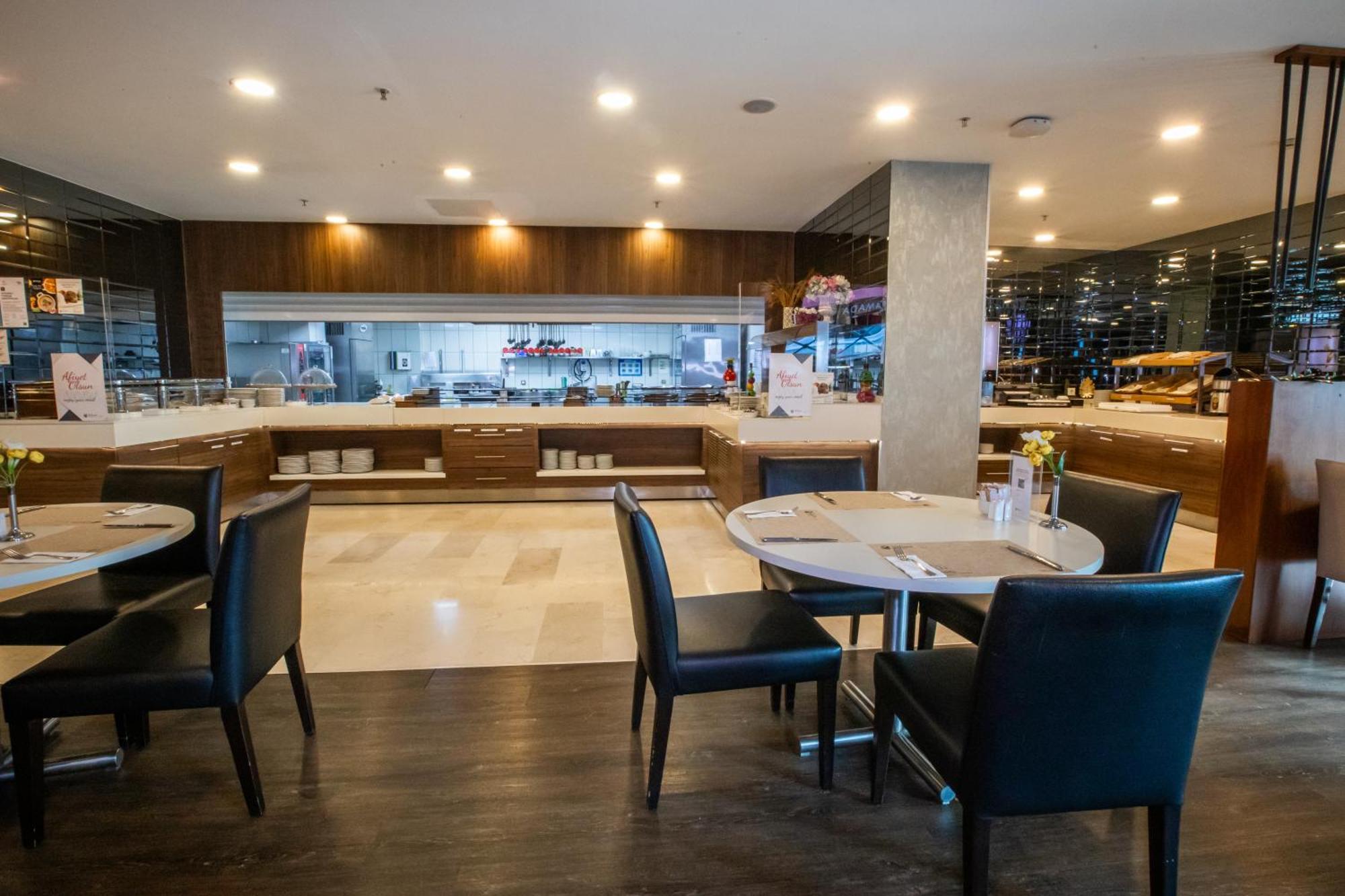 Ramada Encore Istanbul Kartal Luaran gambar