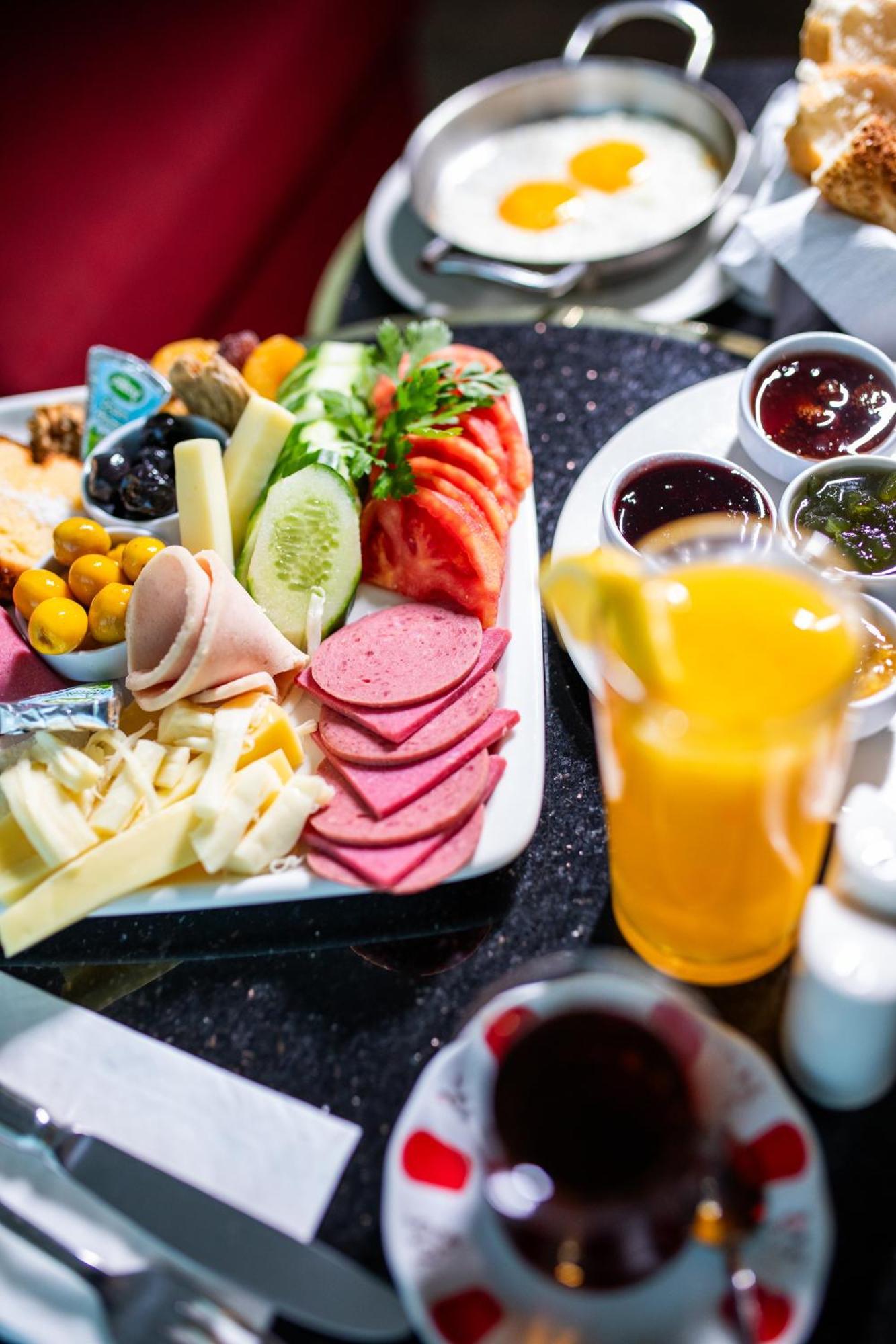 Ramada Encore Istanbul Kartal Luaran gambar