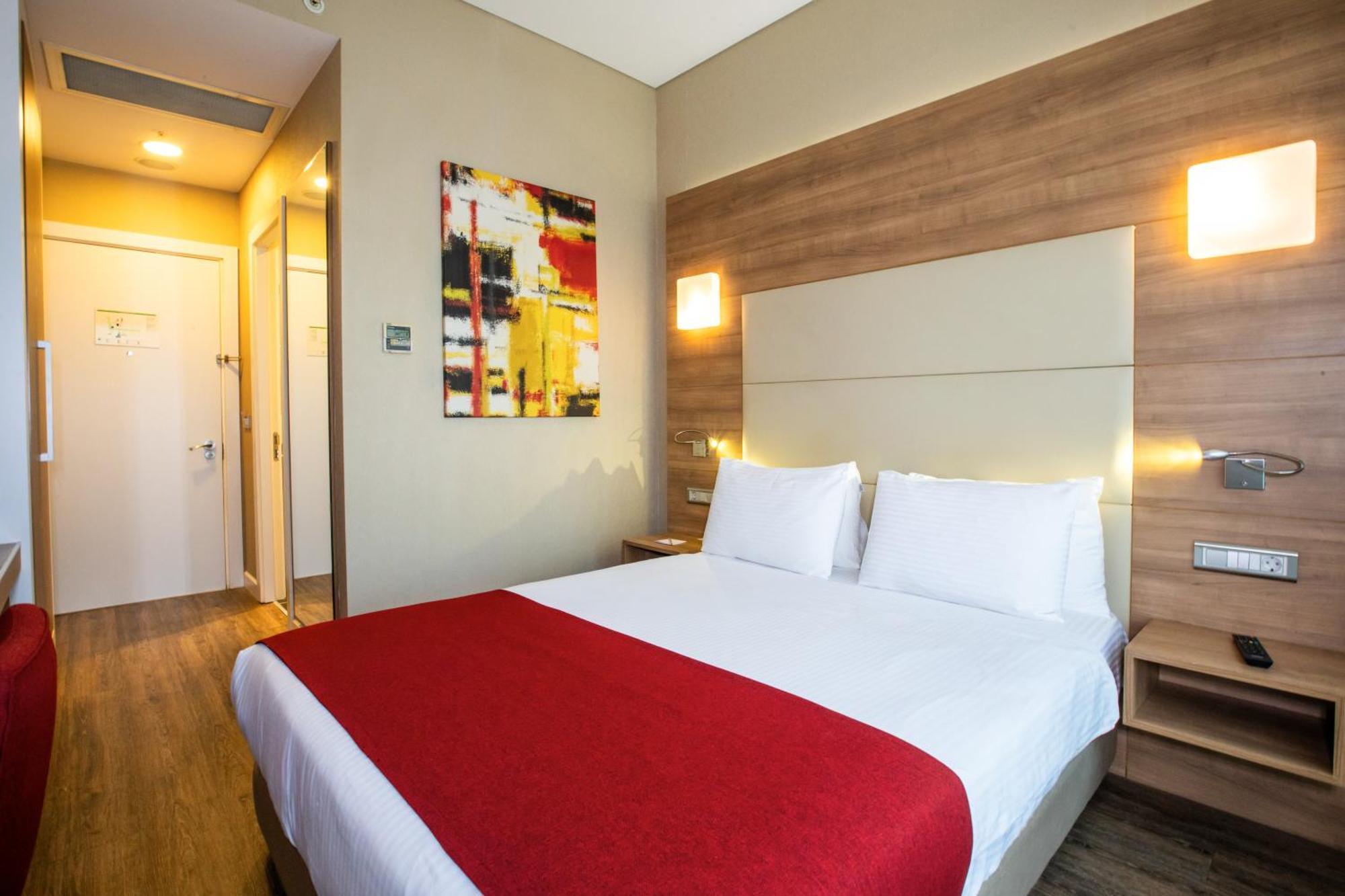 Ramada Encore Istanbul Kartal Luaran gambar