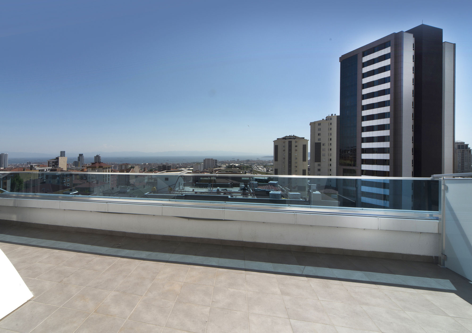 Ramada Encore Istanbul Kartal Luaran gambar